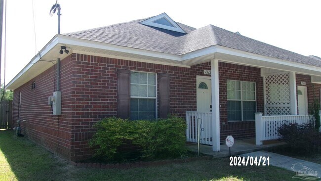 Building Photo - 7322 Mangum Dr