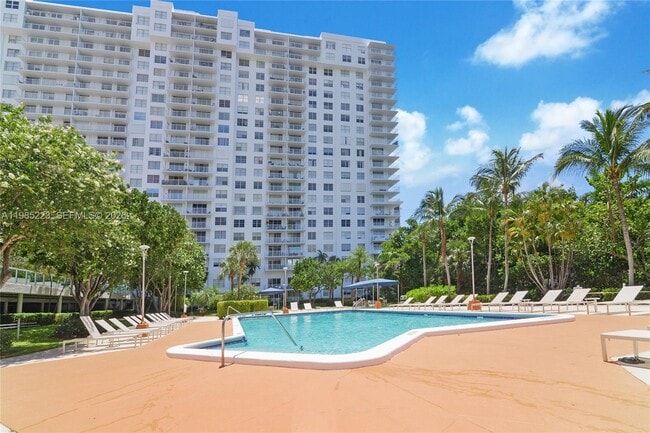 Building Photo - 2801 NE 183rd St