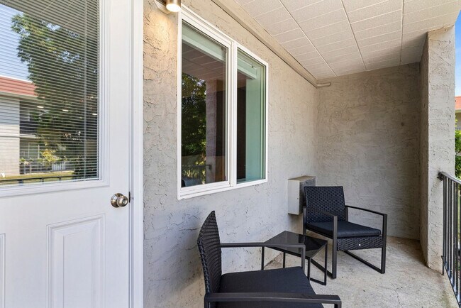 Building Photo - 30 U.S. 9W-ID1466760P