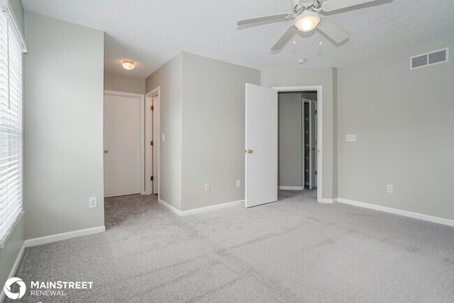 Building Photo - 228 Stonemast Loop, Pataskala, OH 43062