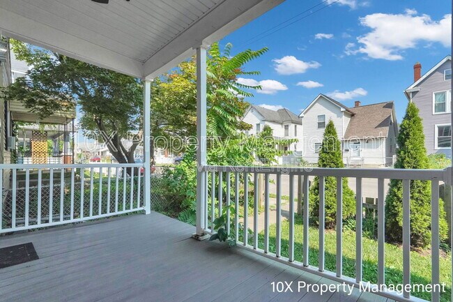 Building Photo - 851 Bellows Ave