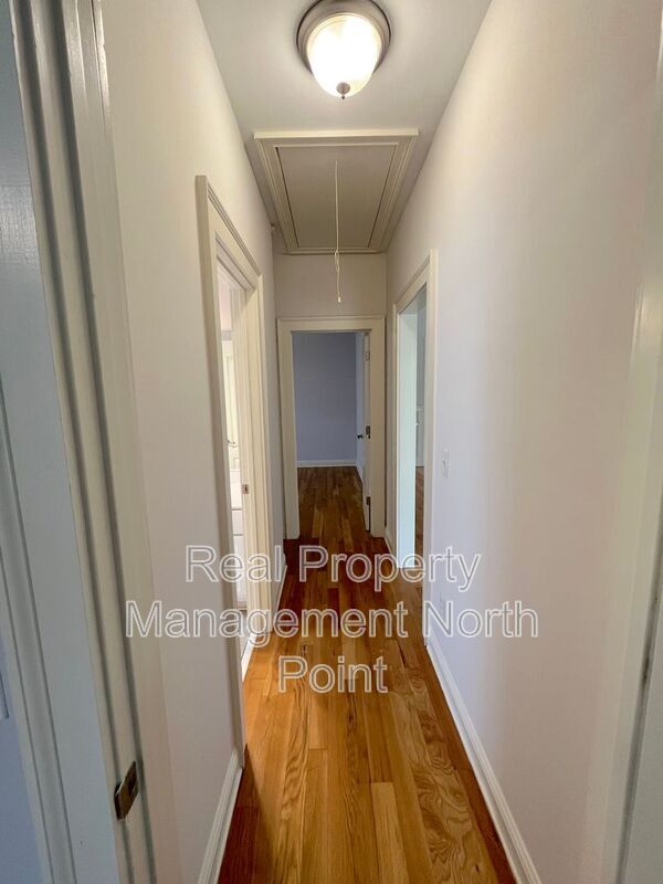 Building Photo - 1357 Eubanks Ave