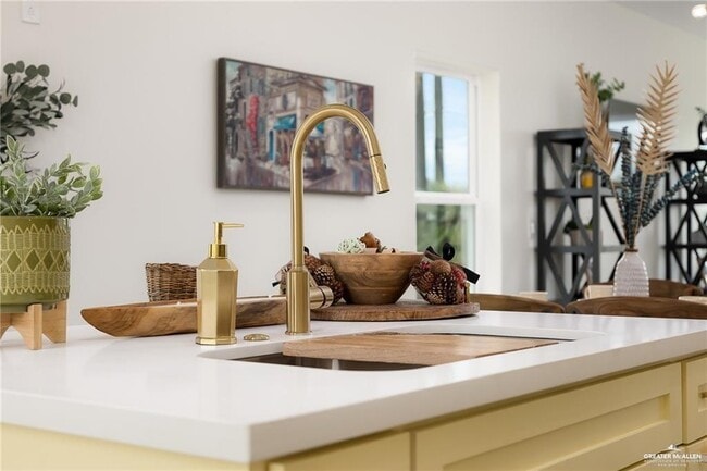 Building Photo - 19 Bass Ave