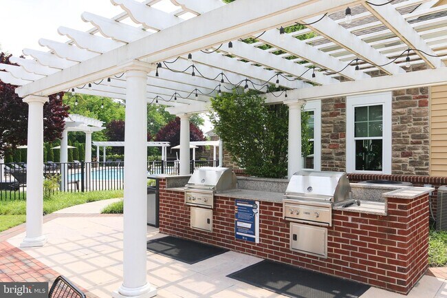 Building Photo - 5322 Palomino Ct