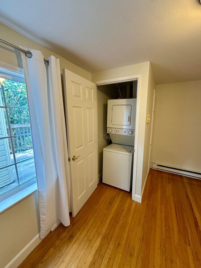 Building Photo - 49 Los Gatos Blvd