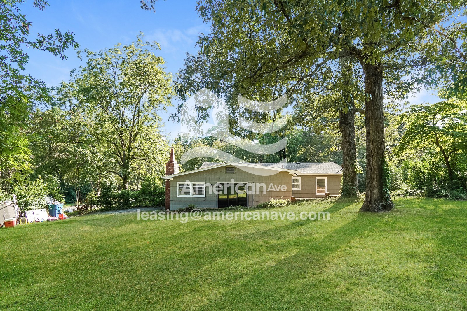 Building Photo - 620 Glen Crest Dr