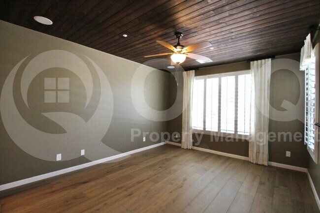 Building Photo - 12728 W Desert Vista Trail