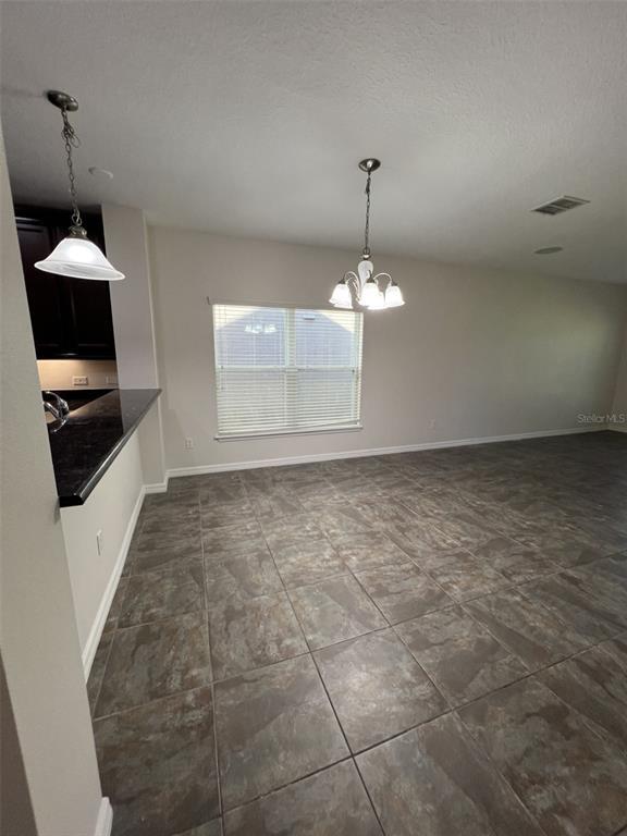 Building Photo - 15601 Carina Dr