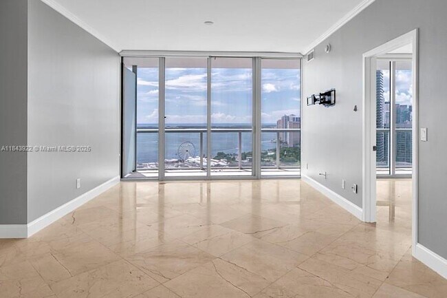 Building Photo - 888 Biscayne Blvd