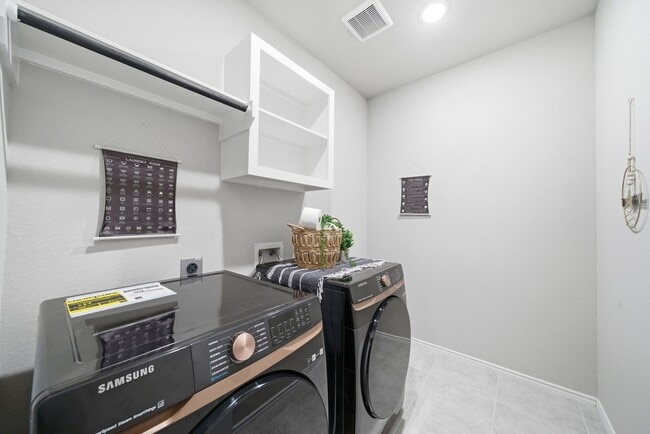 Building Photo - 13823 Paseo De La Paz Pl