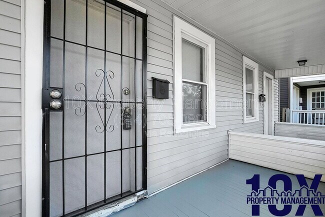Building Photo - 2545 Sullivant Ave