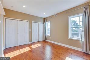 Building Photo - 2554 N 8th St