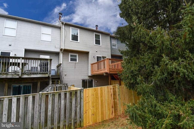 Building Photo - 11521 Aberstraw Way