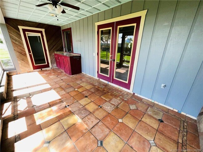 Building Photo - 1634 SW Gemini Ln