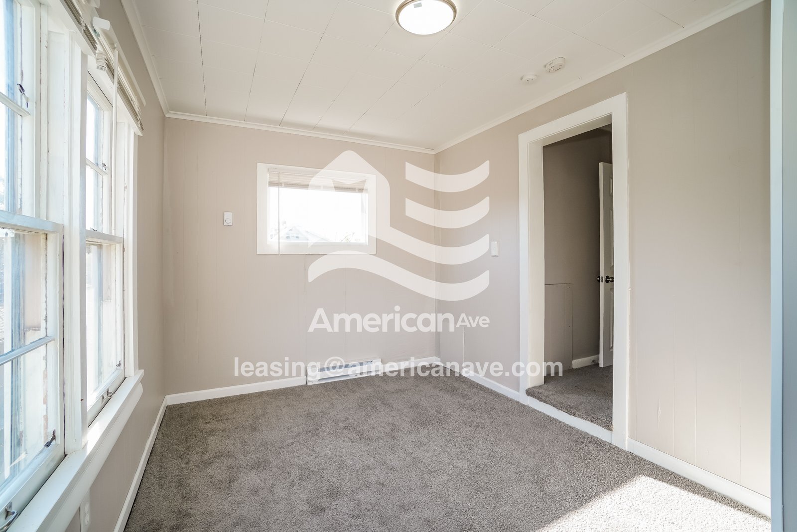 Building Photo - 737 Hampton Ave