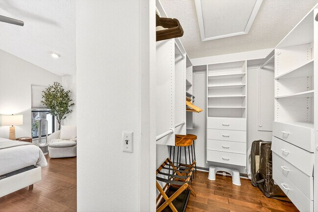 Building Photo - 14506 Clifty Ct