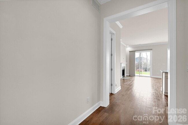 Building Photo - 5563 Elk Knob Ct