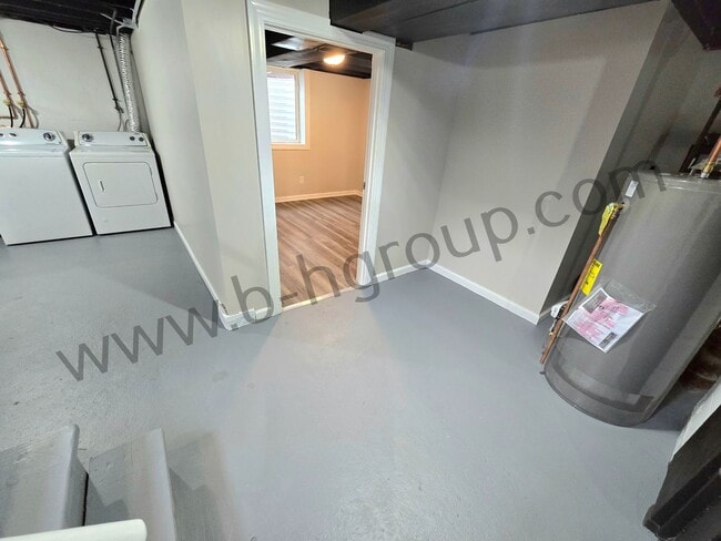 Building Photo - Newly Updated!