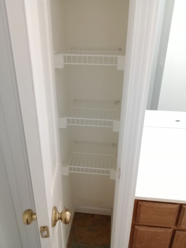 Building Photo - 1720-1722-1722 Juniper Dr