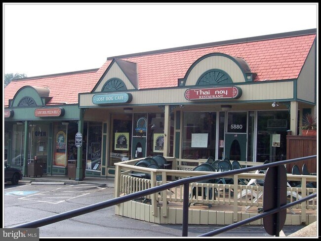 Building Photo - 1210 N Kenilworth St