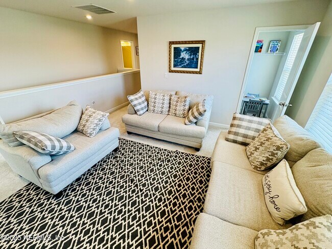 Building Photo - 11303 Streamsong Dr