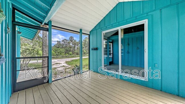 Building Photo - 6737 Lincoln Rd