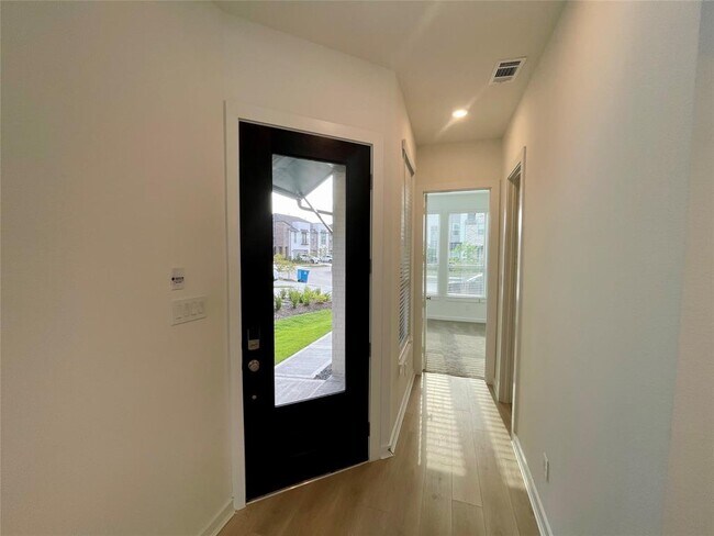 Building Photo - 16518 Amber Patina Ln