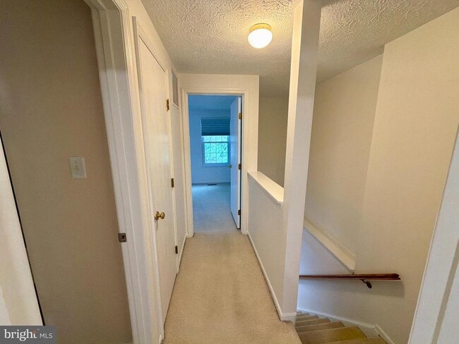 Building Photo - 9619 Glendower Ct