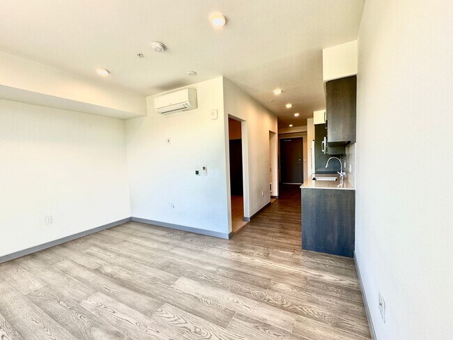 Building Photo - 1bd/1ba Kirkland Condo