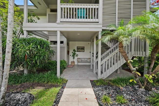 Building Photo - 11842 Pebblewood Dr