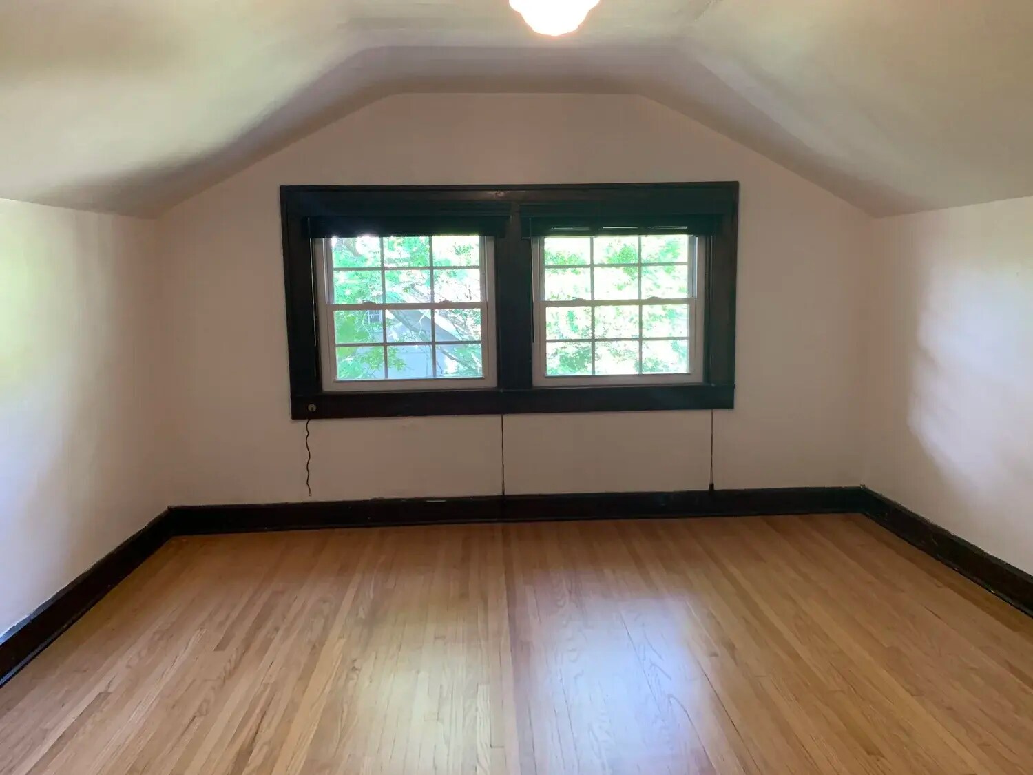 Building Photo - 500 S Fess Ave