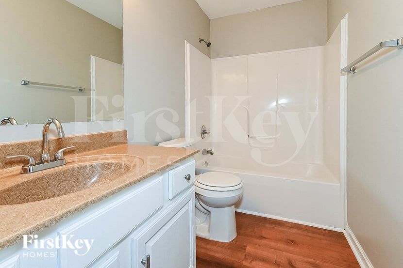 Building Photo - 3916 Justene Ct