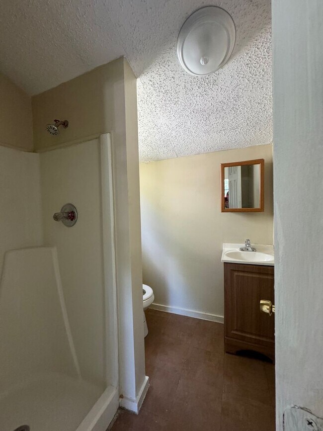 Building Photo - Charming 3 Bedroom Home for Rent in Jacksonville