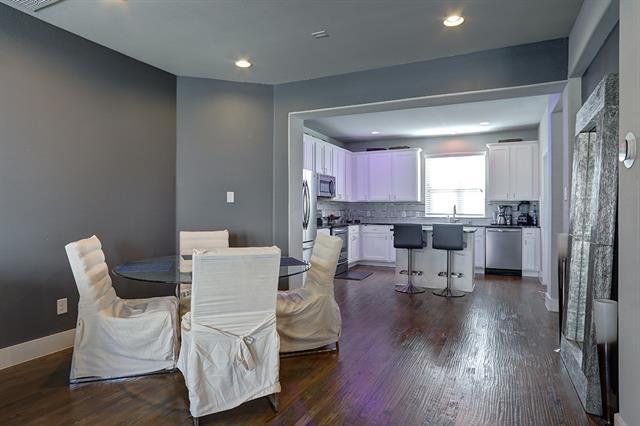 Building Photo - 1310 Palm Canyon Dr