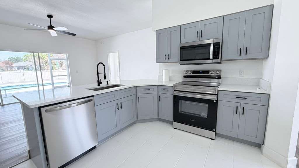 Building Photo - 906 Berwick Dr
