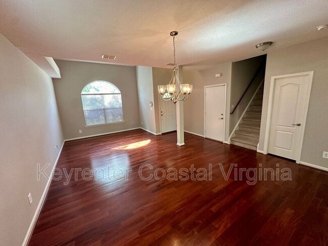 Building Photo - 3611 Martingale Ct