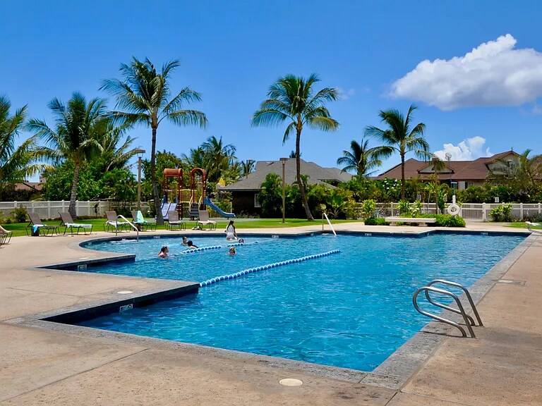 Building Photo - 75 Halili Ln