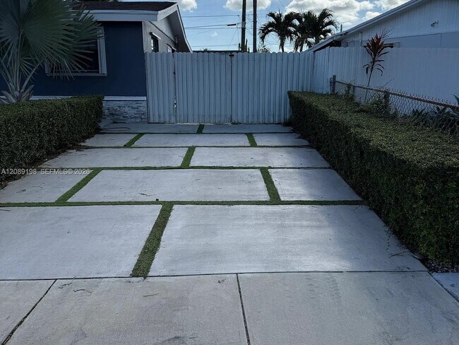 Building Photo - 12620 SW 188th St