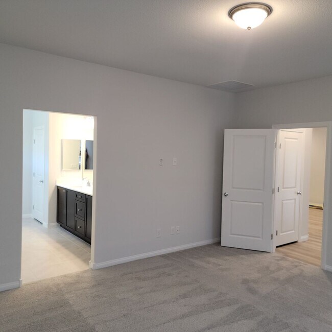 Building Photo - Brand New 3 Bedroom Home - Be the First to...