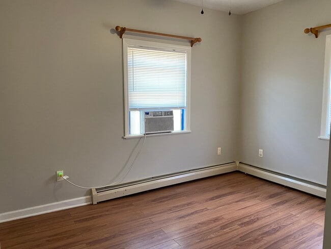 Building Photo - Monaca Duplex (1399)
