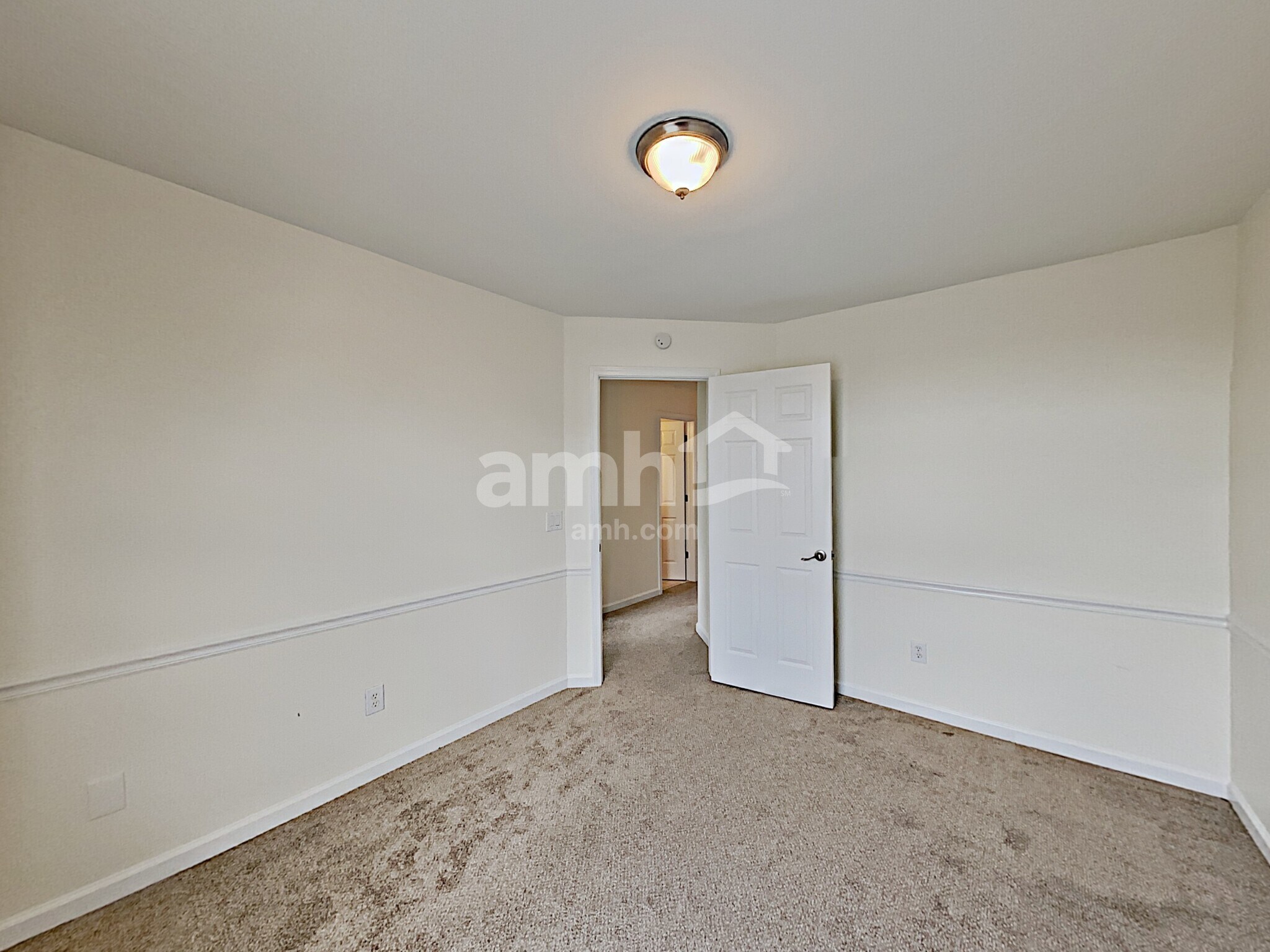 Building Photo - 10087 Harmon Springs Dr