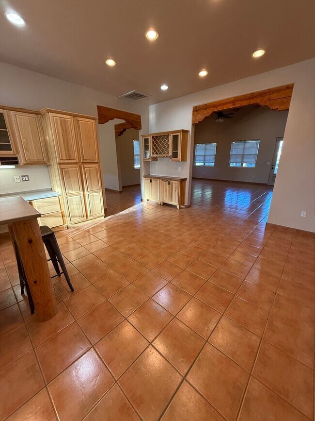 Building Photo - 3878 Stoneybrook Cir