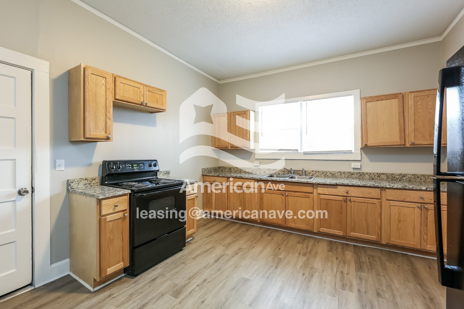 Building Photo - 693 Arlington Rd