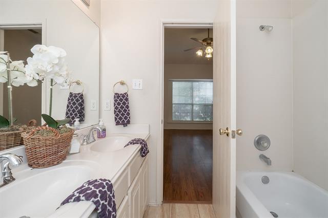 Building Photo - 1902 Nest Pl
