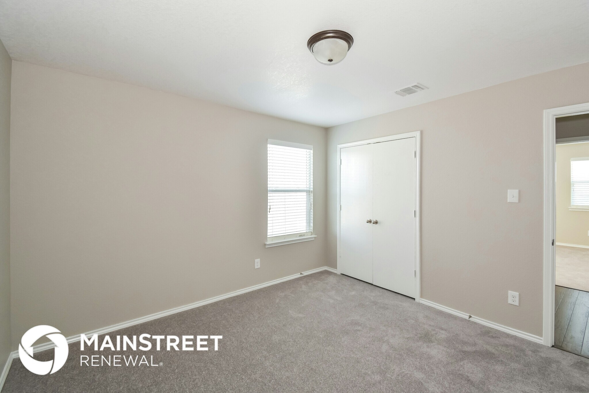 Building Photo - 7906 Horse Hollow