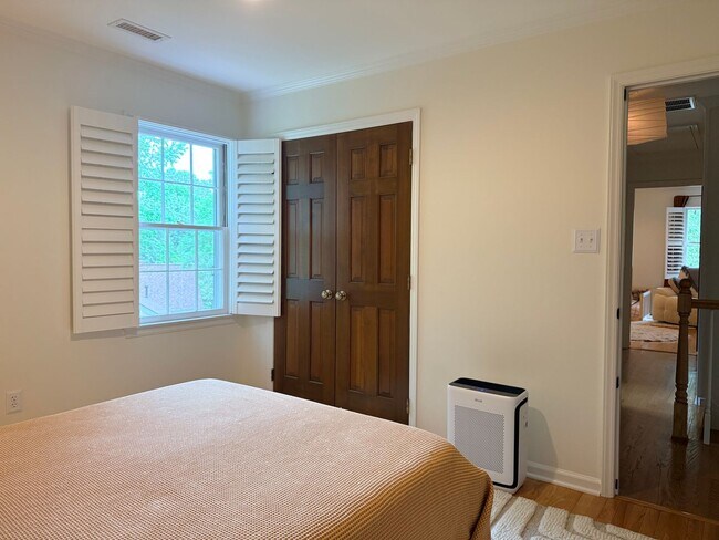 Building Photo - Stunning 4-Bedroom Cary Home with Basement! Available August 5th 2026!