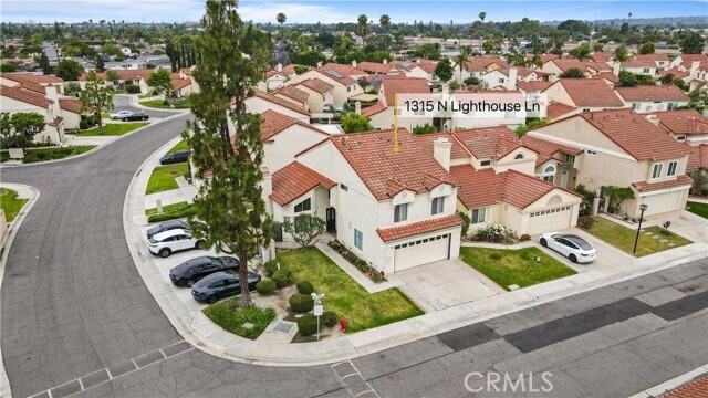 Building Photo - 1315 N Lighthouse Ln
