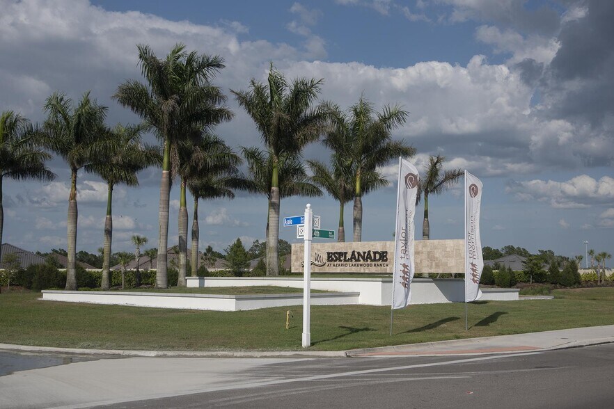 Building Photo - 4749 Tortona Ct