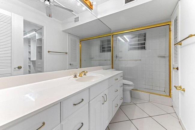 Building Photo - 3575 S Ocean Blvd