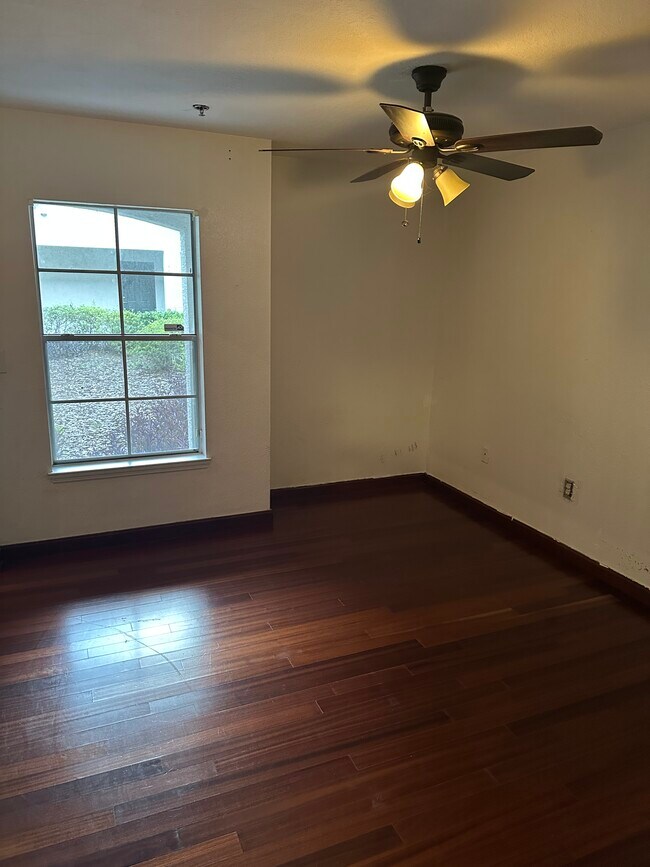 Building Photo - 13012 Arbor Isle Dr